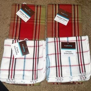Kitchen dish cloth and towel set NWT never used